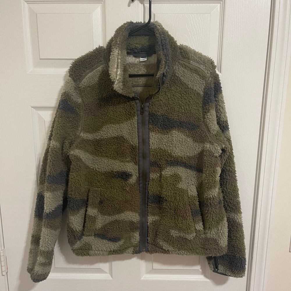 Old Navy Camo Sherpa Jacket